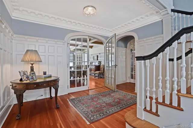 $2,995,000 | 534 Pelham Manor Road, Pelham, NY 10803