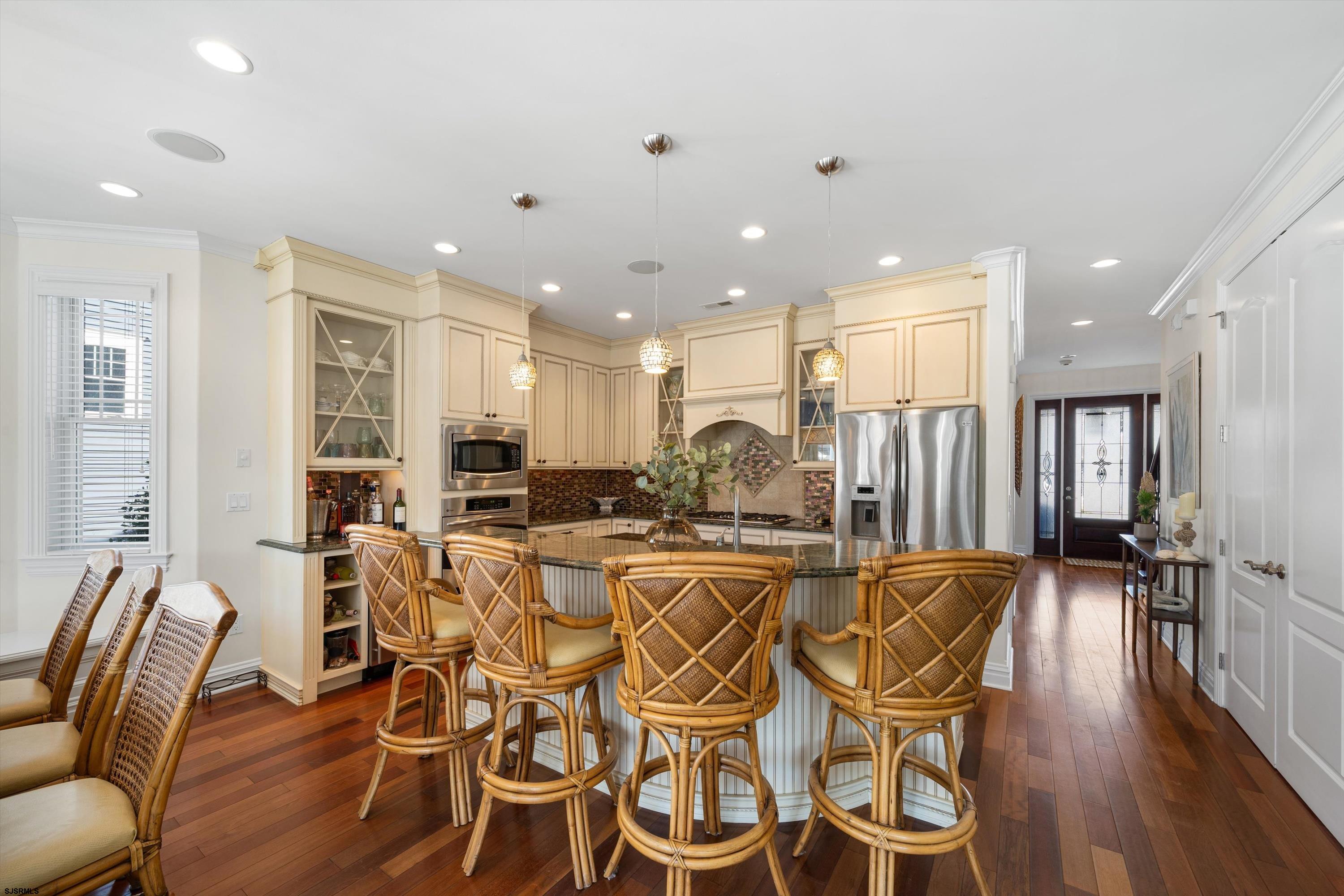 165 Pinnacle Road Ocean City, NJ 08226 - Photo 13 of 34 a view of a dining room with furniture