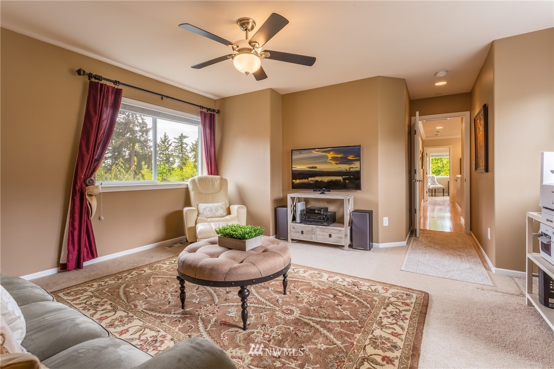 16109 Simonds Road Northeast Kenmore, WA 98028 - Photo 11 of 25