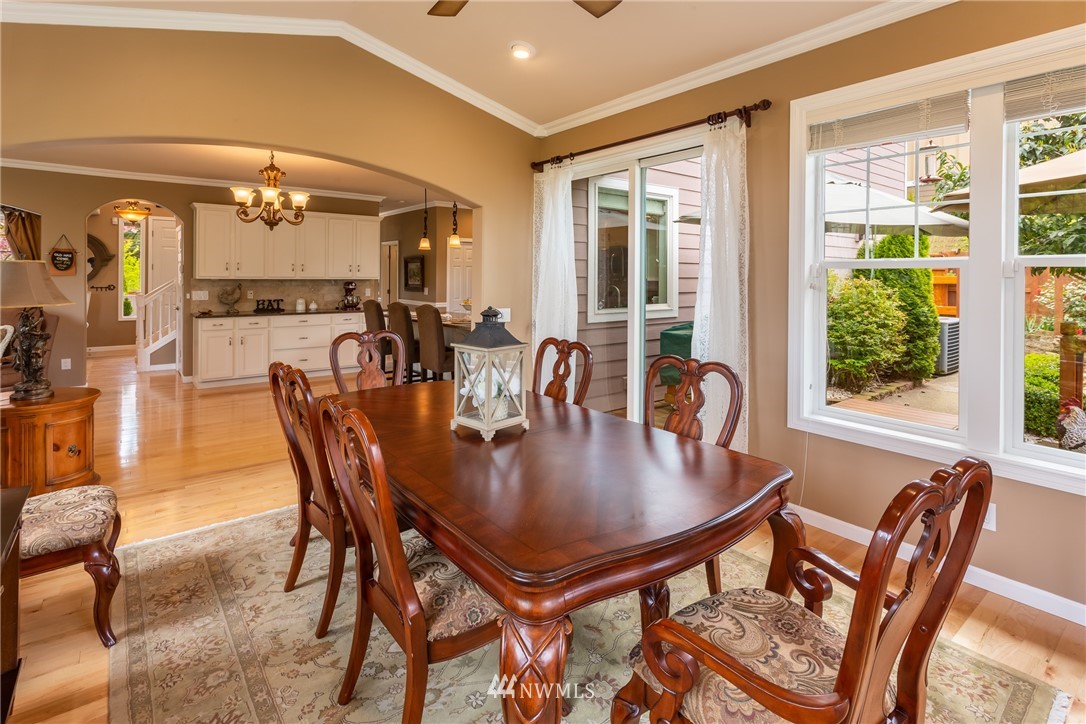 16109 Simonds Road Northeast Kenmore, WA 98028 - Photo 17 of 25