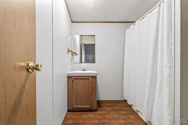 $187,500 | 3933 Zell Circle, De Soto, MO 63020