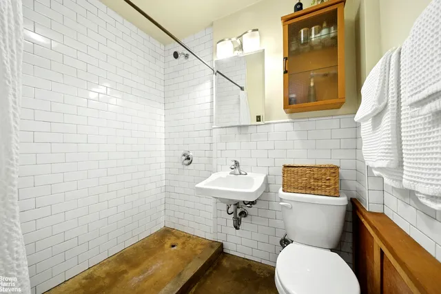 $595,000 | 22 Irving Place, Unit 1A | Gramercy