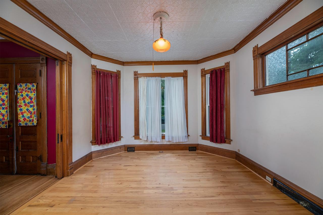218 Elm Court Rhinelander, WI 54501 - Photo 7 of 27 Gallery Image 7