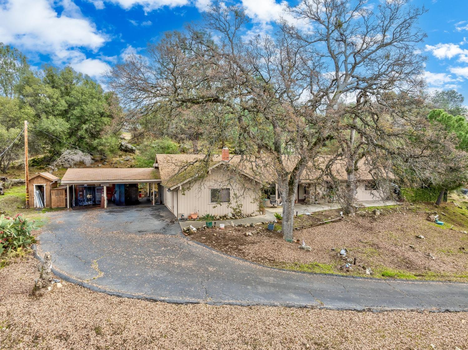 30629 Revis Road Coarsegold, CA 93614 - Photo 3 of 28 Gallery Image 3