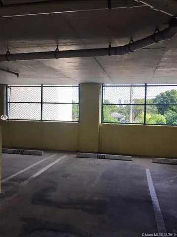 $2,100 | 1350 Northwest 8th Court, Unit D4, Miami, FL 33136