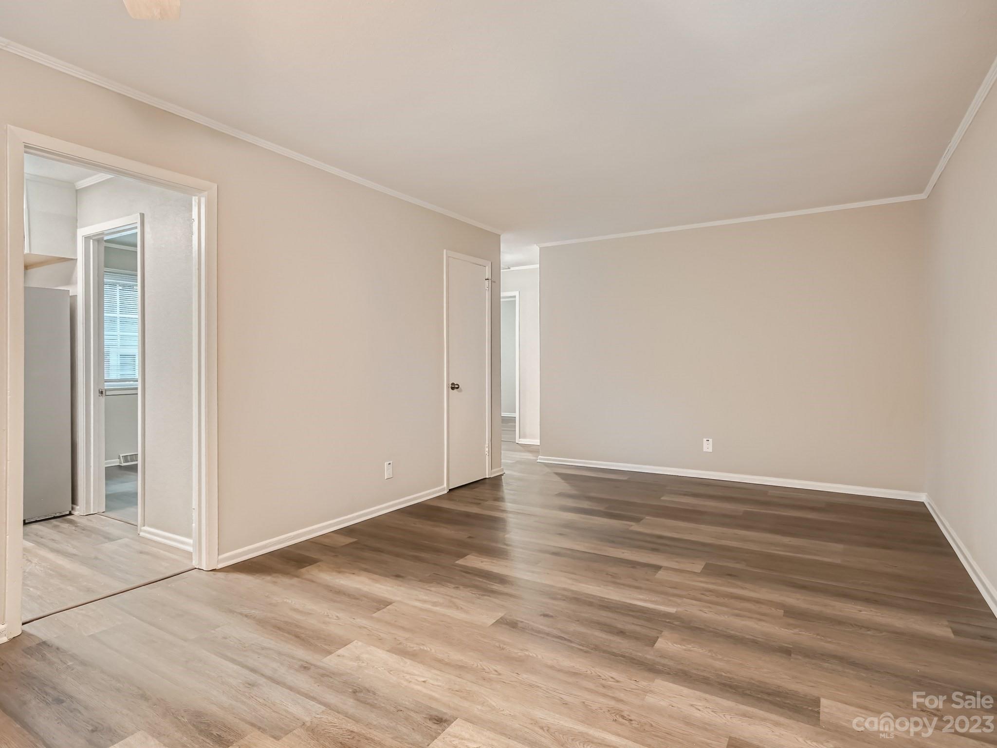 3025 Minnesota Road Charlotte, NC 28208 - Photo 3 of 11 Gallery Image 3