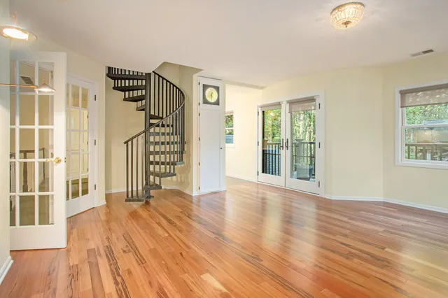 $549,900 | 8425 Oakside Street, Portage, MI 49002