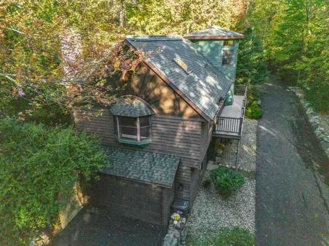 $549,900 | 8425 Oakside Street, Portage, MI 49002