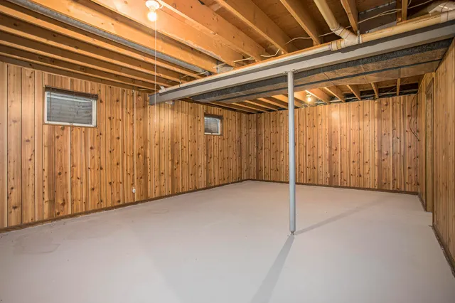 $549,900 | 8425 Oakside Street, Portage, MI 49002