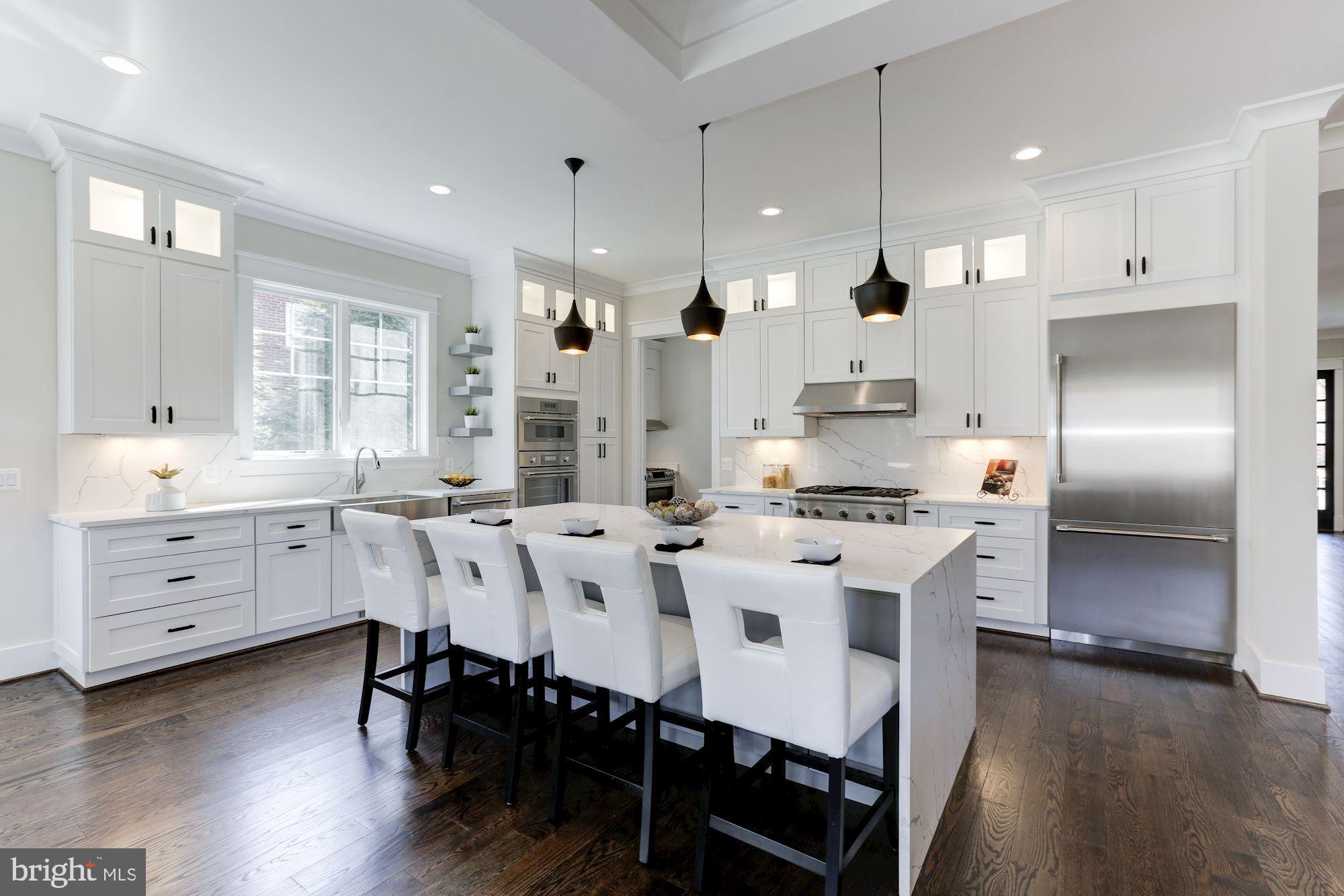 6834 Churchill Road McLean, VA 22101 - Photo 26 of 110 Gourmet Kitchen