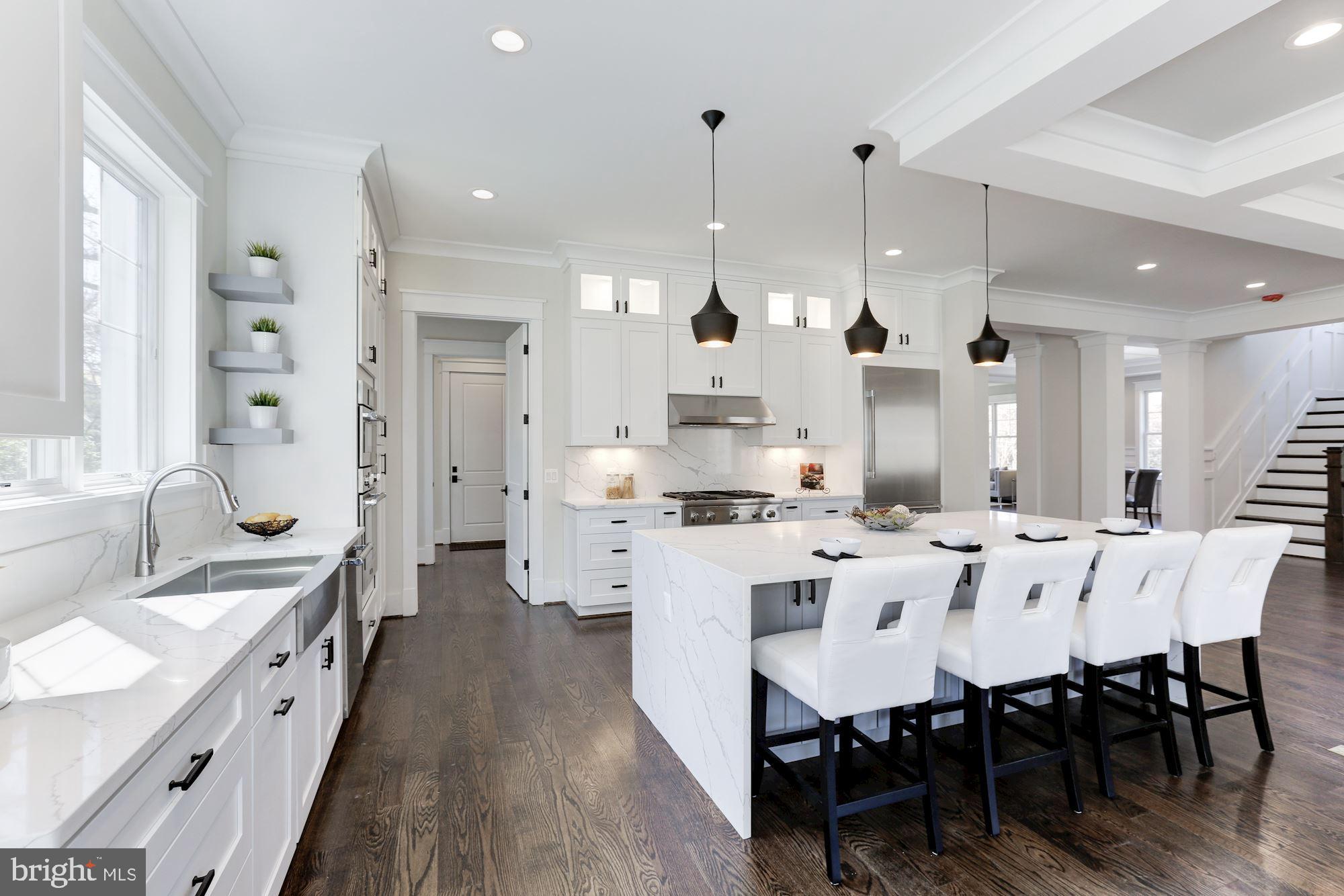 6834 Churchill Road McLean, VA 22101 - Photo 35 of 110 Gourmet Kitchen