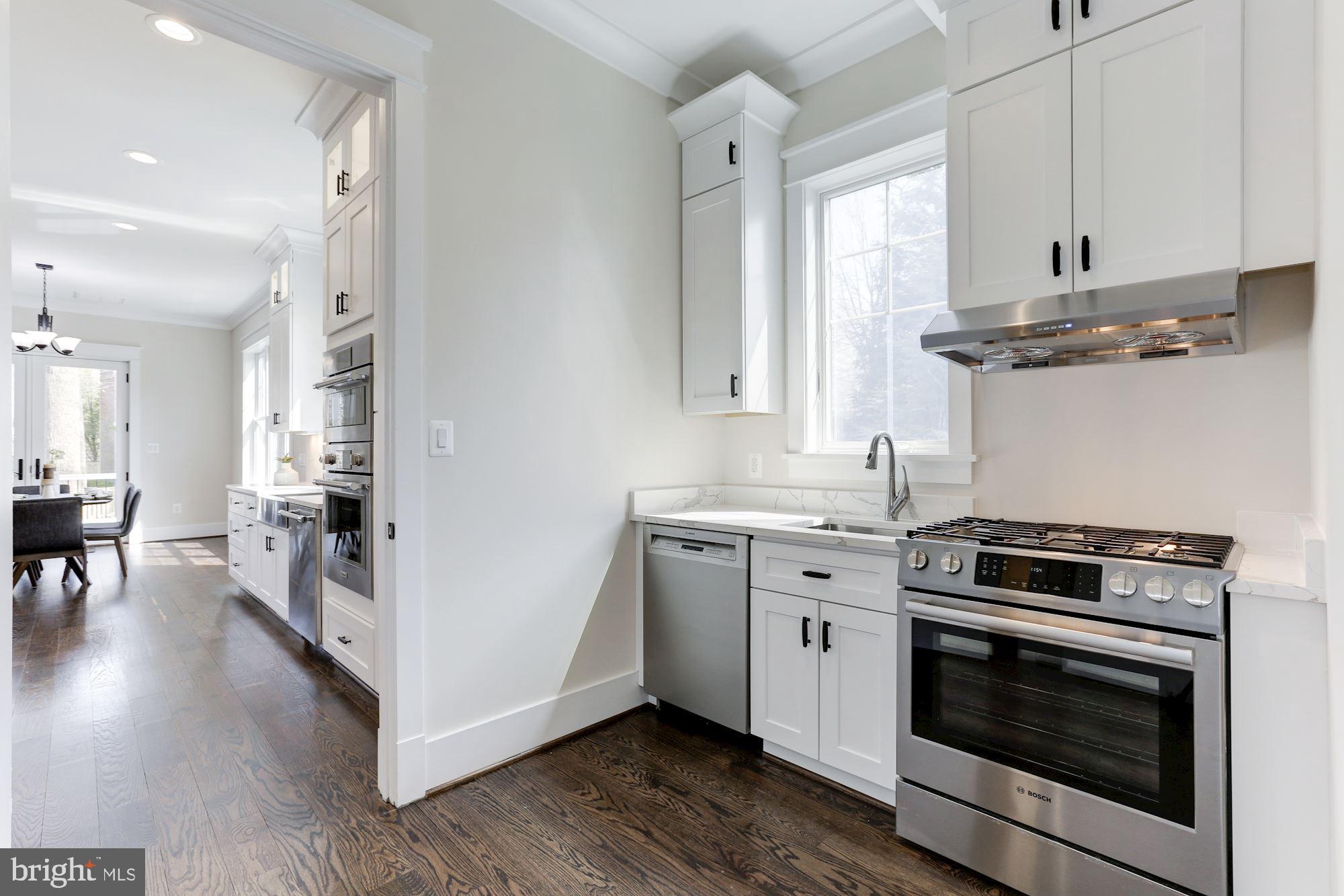 6834 Churchill Road McLean, VA 22101 - Photo 36 of 110 2nd Kitchen with 5-burner Gas Range
