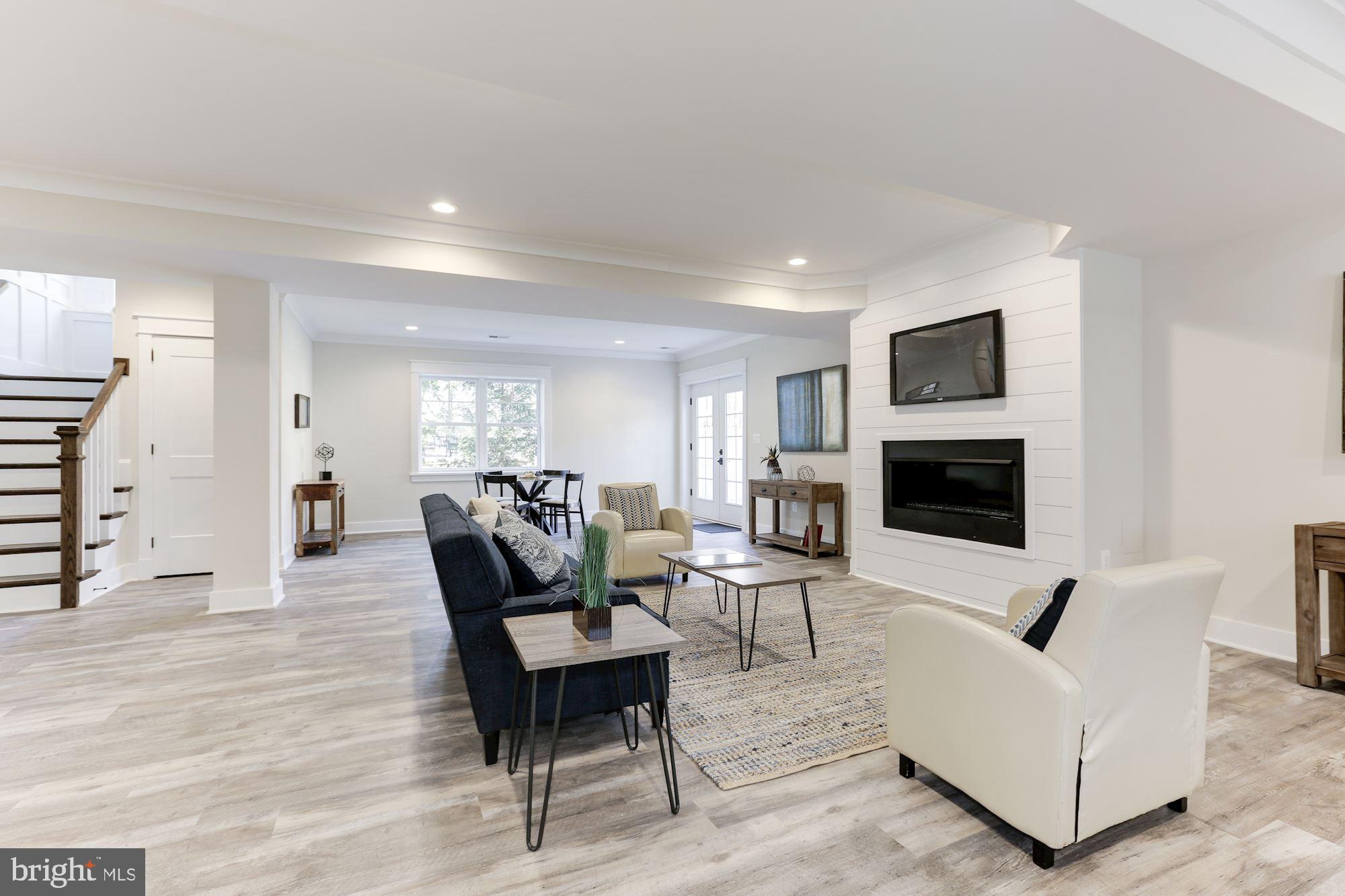 6834 Churchill Road McLean, VA 22101 - Photo 86 of 110 Recreation Room / Lounge with Gas Fireplace
