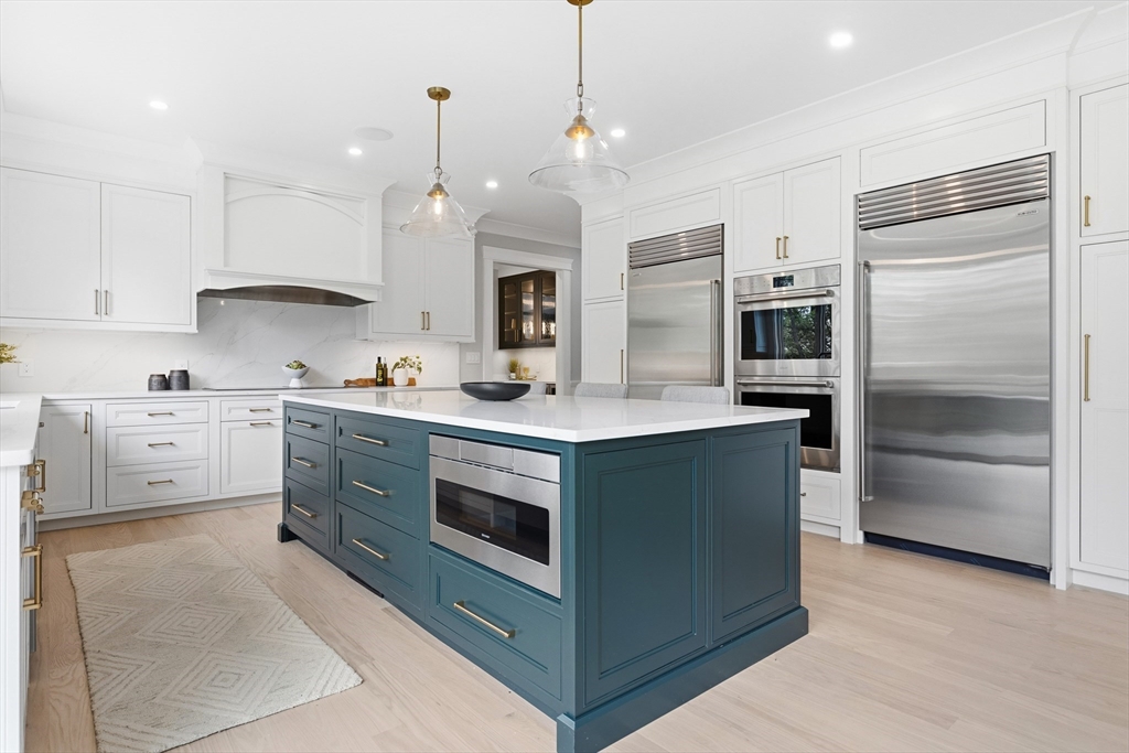 21 Balfour Street Lexington, MA 02421 - Photo 6 of 42