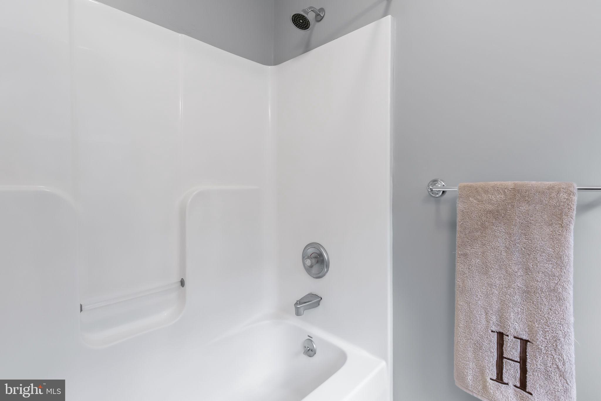 1240 Dridge Hill Road Lititz, PA 17543 - Photo 19 of 40