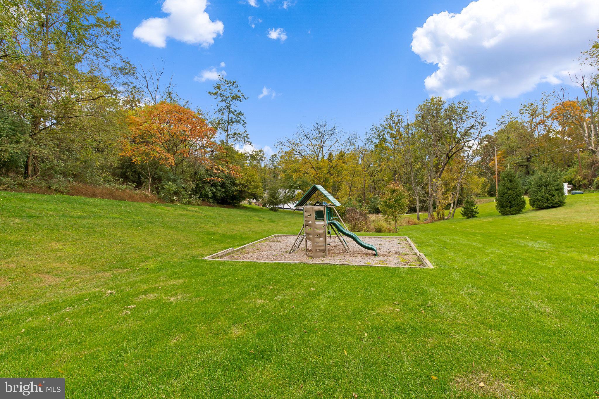 1240 Dridge Hill Road Lititz, PA 17543 - Photo 37 of 40