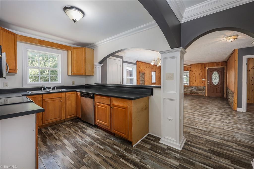 4651 Shiptontown Road Denton, NC 27239 - Photo 16 of 50 Kitchen