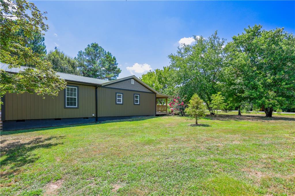 4651 Shiptontown Road Denton, NC 27239 - Photo 6 of 50 Side Yard