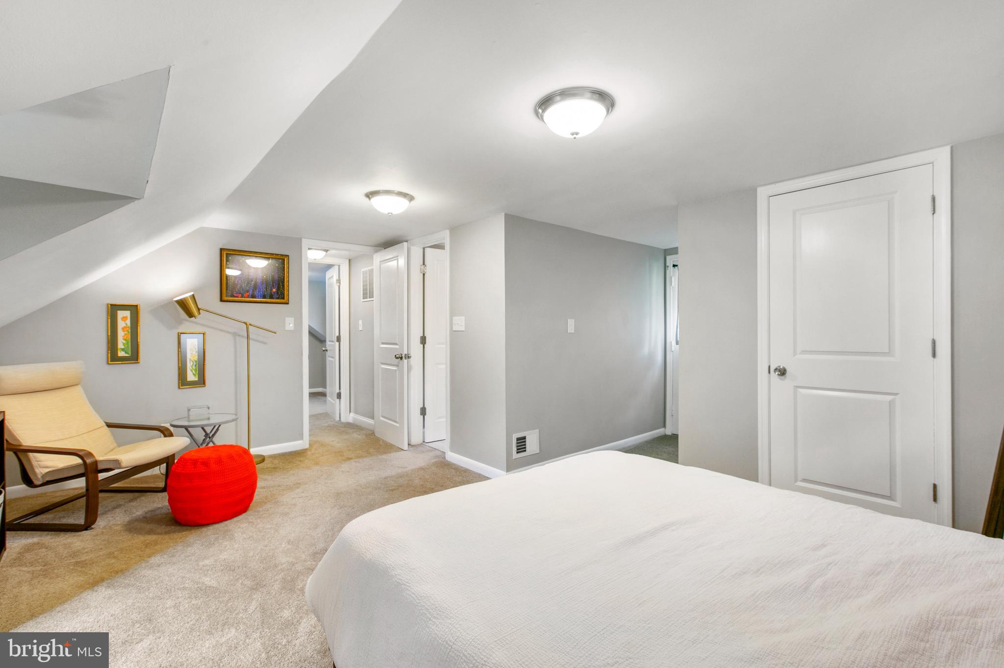 2930 Ridge Road Baltimore, MD 21244 - Photo 27 of 39 a spacious bedroom with a bed and closet