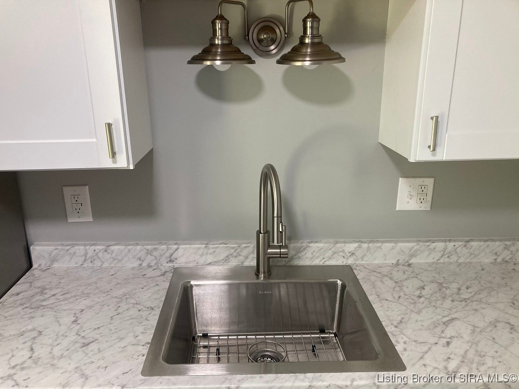 545 Gray Street Hanover, IN 47243 - Photo 6 of 22 Gallery Image 6