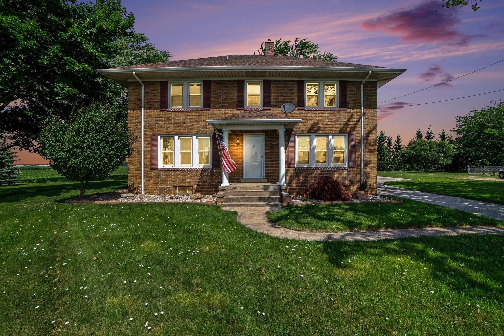 4855 Indiantown Road Saginaw, MI 48601 - Photo 2 of 35