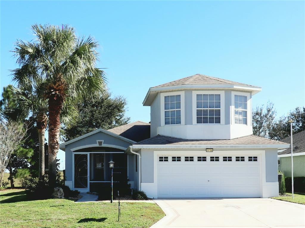 LOVELY BALMORAL MODEL WITH A 2018 ROOF OVERLOOKING PASTURE!