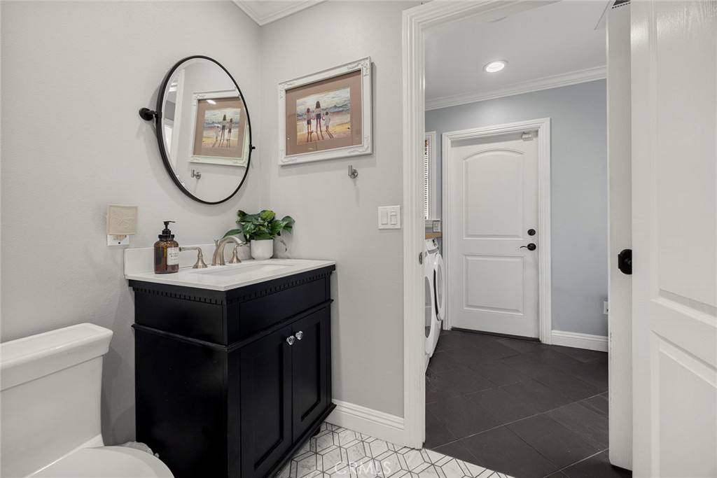 1532 West Domingo Road Fullerton, CA 92833 - Photo 20 of 43