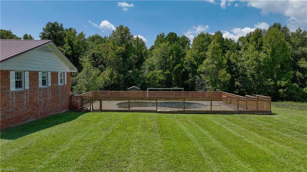 5565 Robbins Country Road Trinity, NC 27370 - Photo 18 of 45