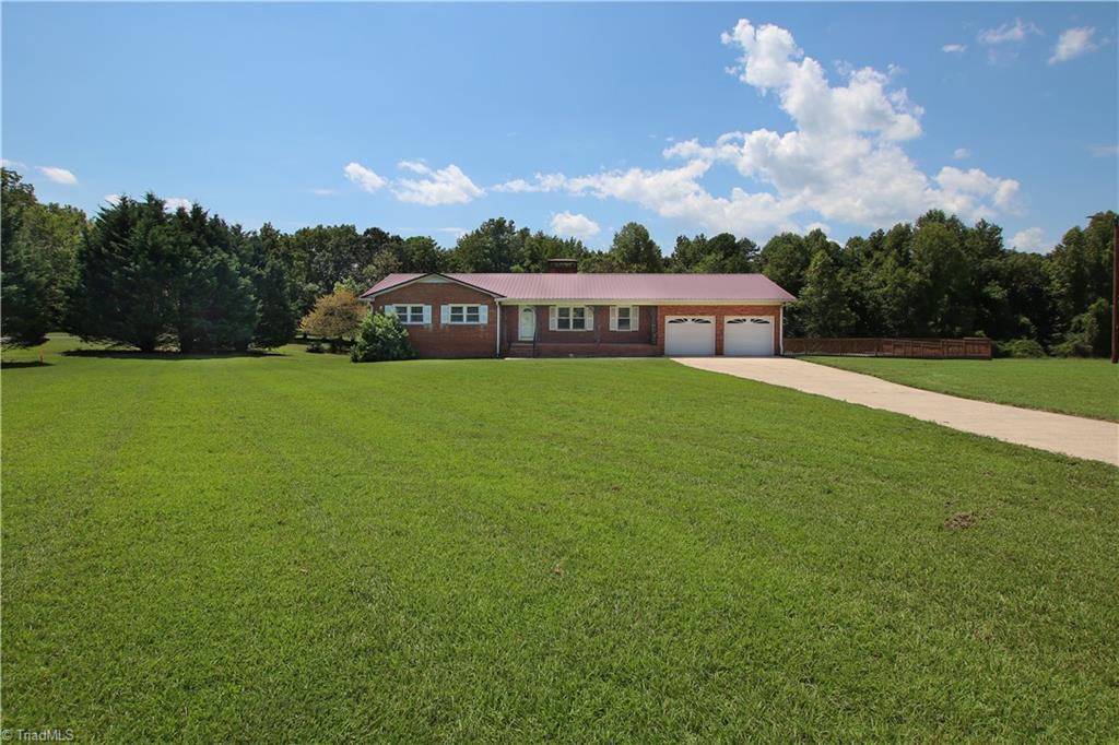 5565 Robbins Country Road Trinity, NC 27370 - Photo 19 of 45
