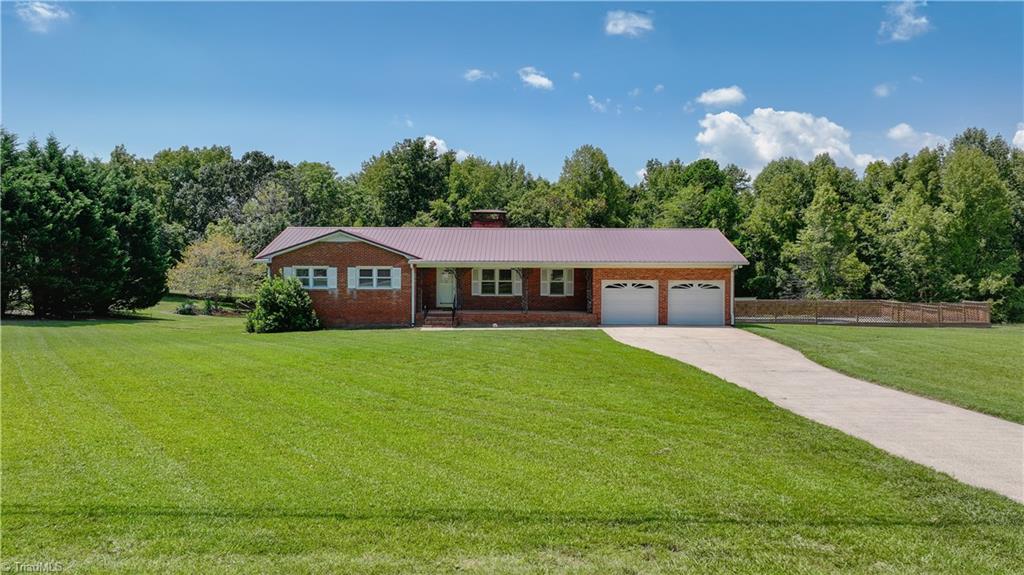 5565 Robbins Country Road Trinity, NC 27370 - Photo 8 of 45