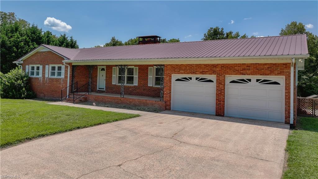 5565 Robbins Country Road Trinity, NC 27370 - Photo 9 of 45
