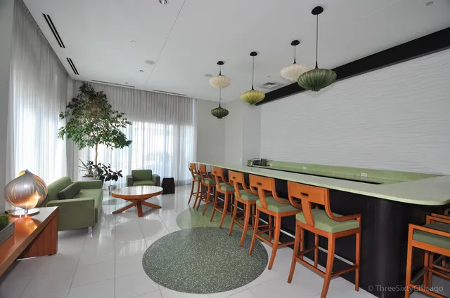 $329,900 | 125 South Green Street, Unit 907A, Chicago, IL 60607