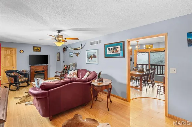 $749,900 | 4958 Kiel-Lyon Road, New Haven, MO 63068