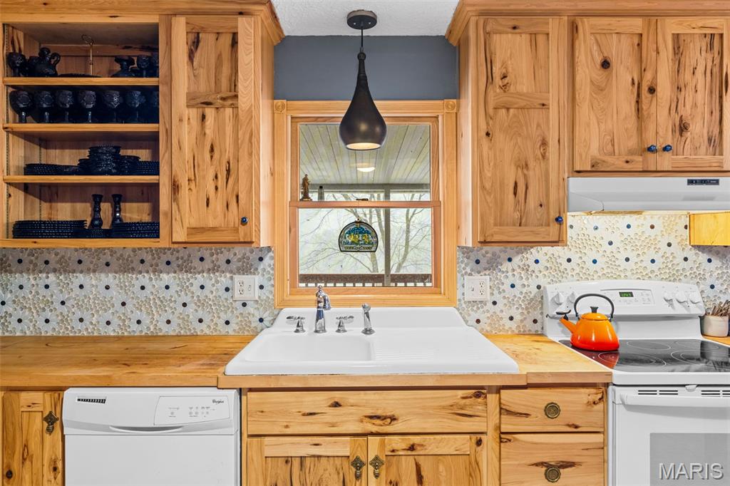 4958 Kiel-Lyon Road New Haven, MO 63068 - Photo 9 of 63