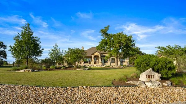 $4,000 | 1017 Stradina, New Braunfels, TX 78132