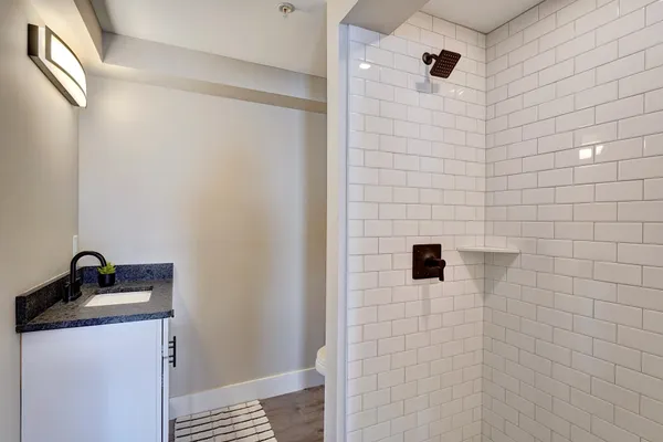 $585,000 | 621 Islington Street, Unit B, Portsmouth, NH 03801
