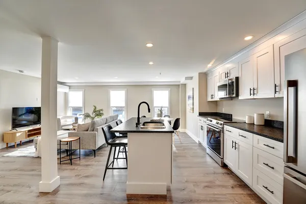 $585,000 | 621 Islington Street, Unit B, Portsmouth, NH 03801