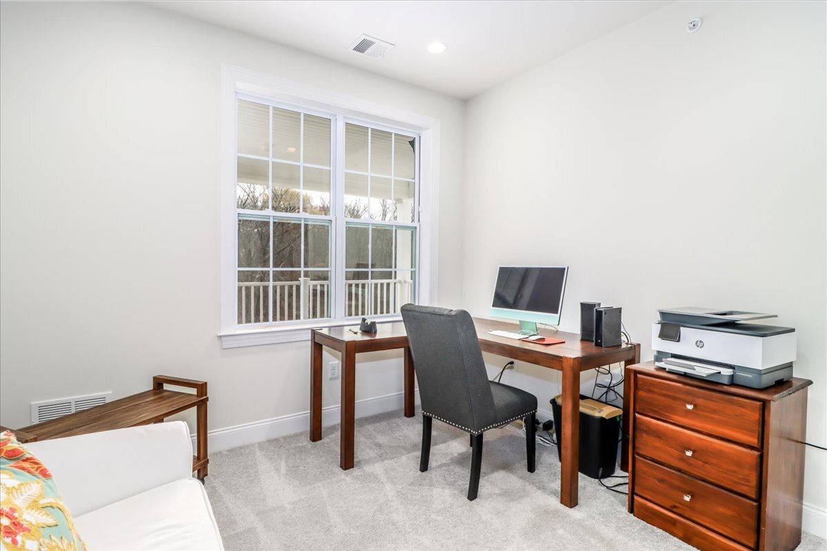433 Brookside Court, Unit 433 Newtown, CT 06470 - Photo 25 of 38