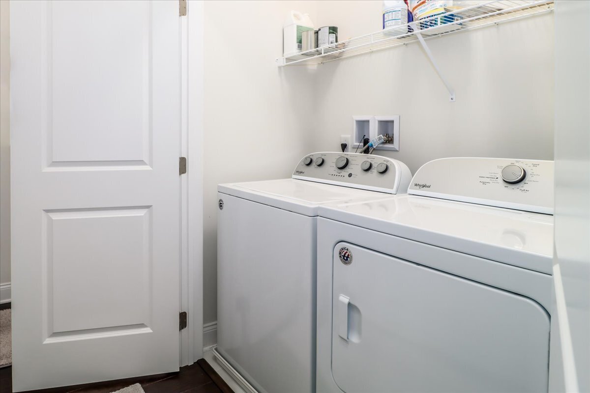 433 Brookside Court, Unit 433 Newtown, CT 06470 - Photo 28 of 38