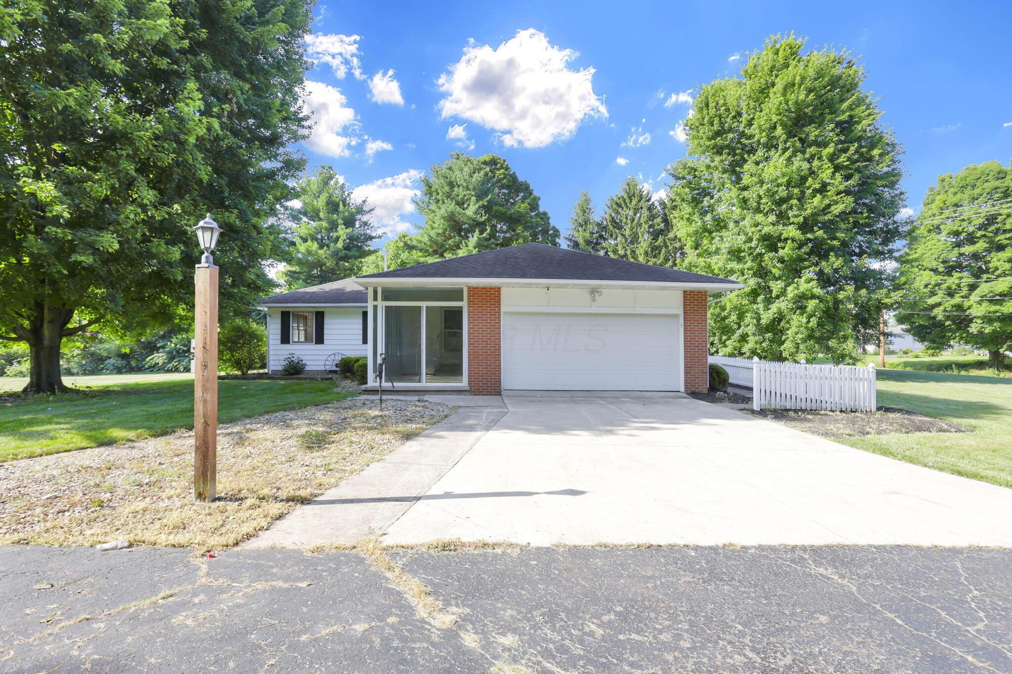 274 North Galena Road Sunbury, OH 43074 - Photo 6 of 61 6-web-or-mls-0D3A9796