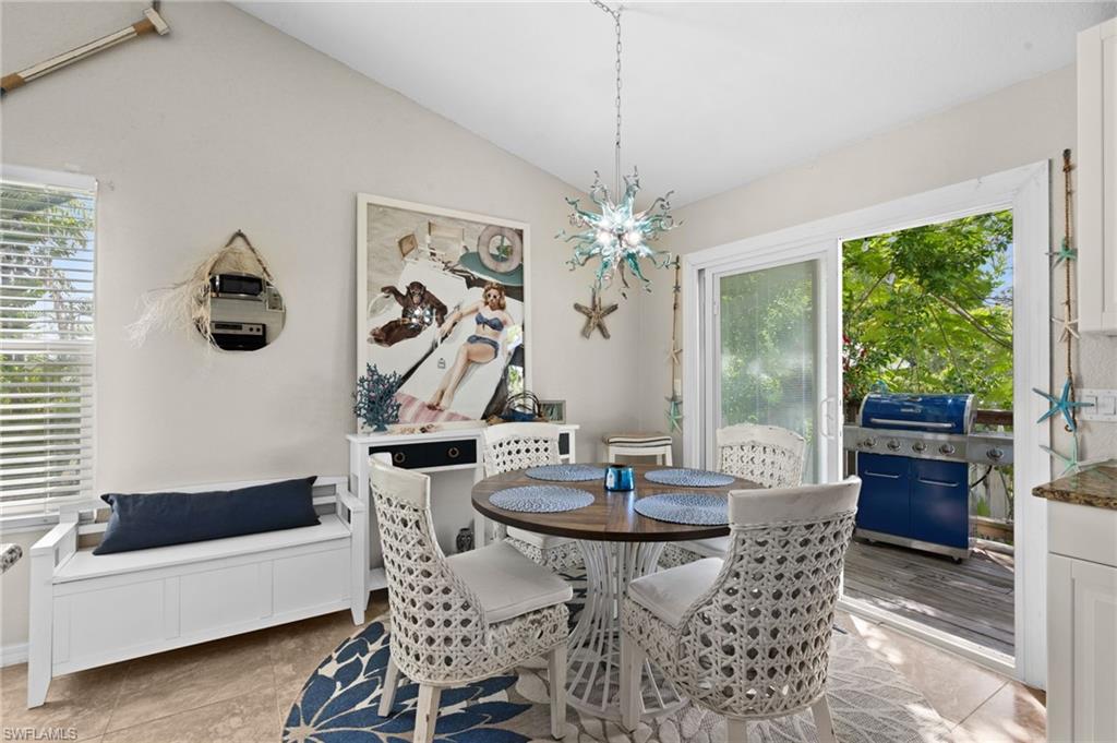 105 West Hilo Street Naples, FL 34113 - Photo 9 of 27