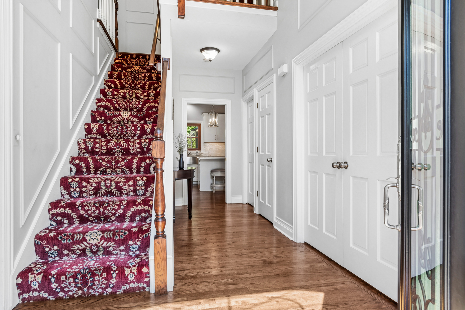 627 Rock Spring Road Naperville, IL 60565 - Photo 5 of 43 Gallery Image 5