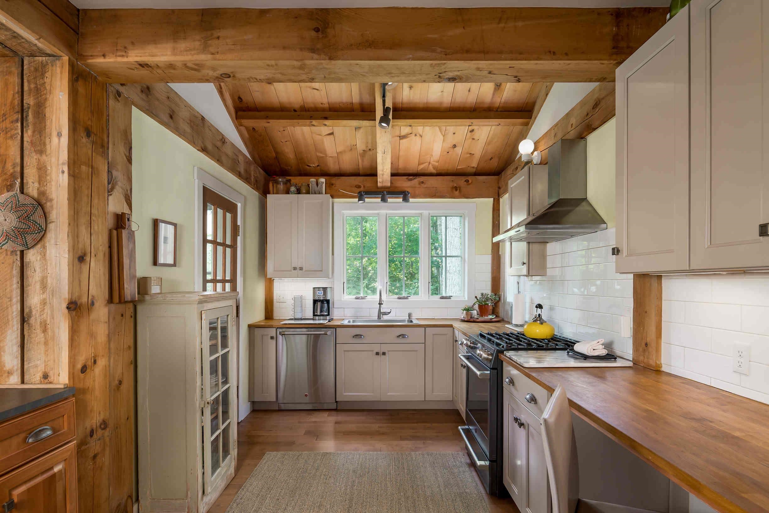 90 Norwood Farms Road York, ME 03909 - Photo 10 of 20 Gallery Image 10