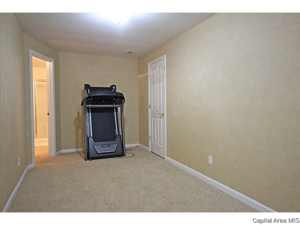 2609 Sage Lane Springfield, IL 62711 - Photo 32 of 36