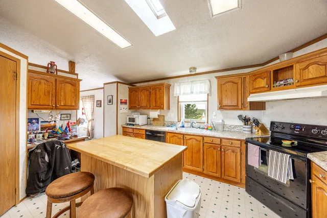 $699,999 | 555 Trabing Road, Buffalo, WY 82834