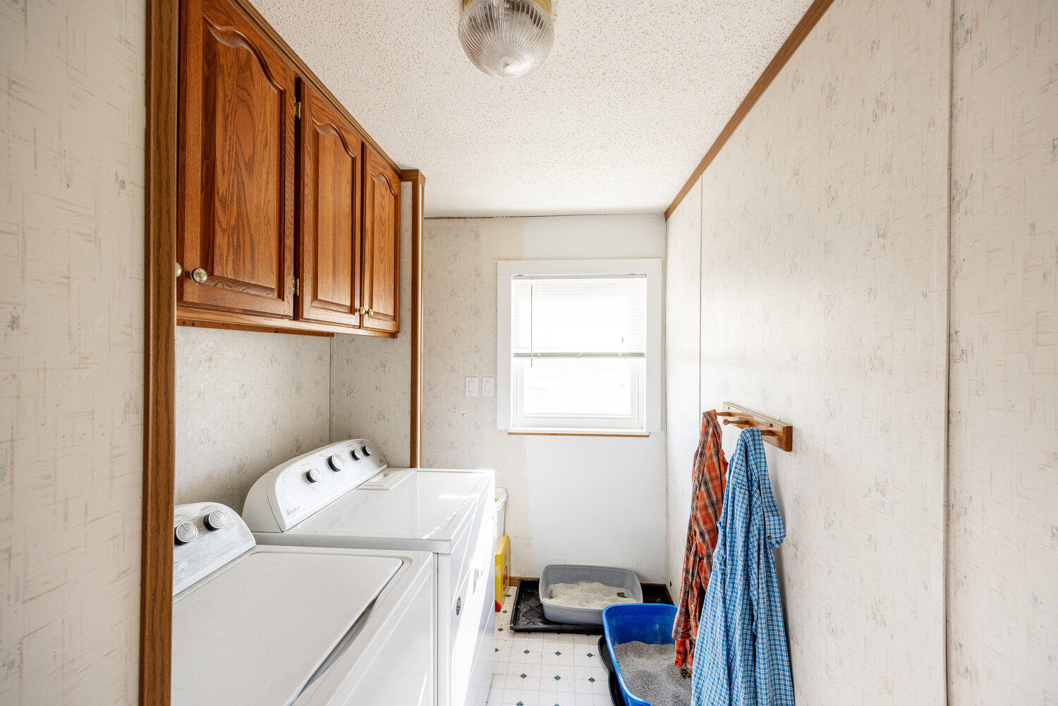 555 Trabing Road Buffalo, WY 82834 - Photo 15 of 63 015_3r0a0044-hdr_206