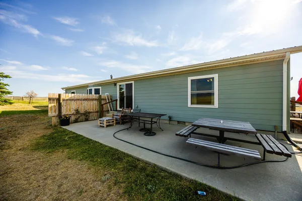 $659,900 | 555 Trabing Road, Buffalo, WY 82834