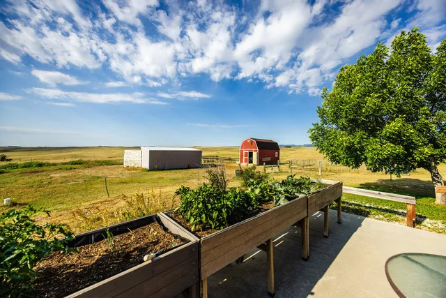 $699,999 | 555 Trabing Road, Buffalo, WY 82834