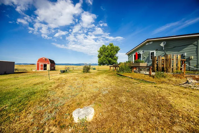 $699,999 | 555 Trabing Road, Buffalo, WY 82834