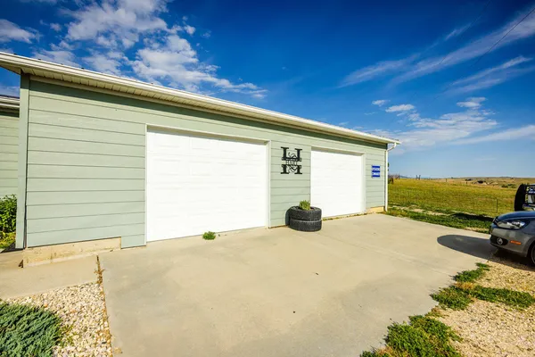 $659,900 | 555 Trabing Road, Buffalo, WY 82834